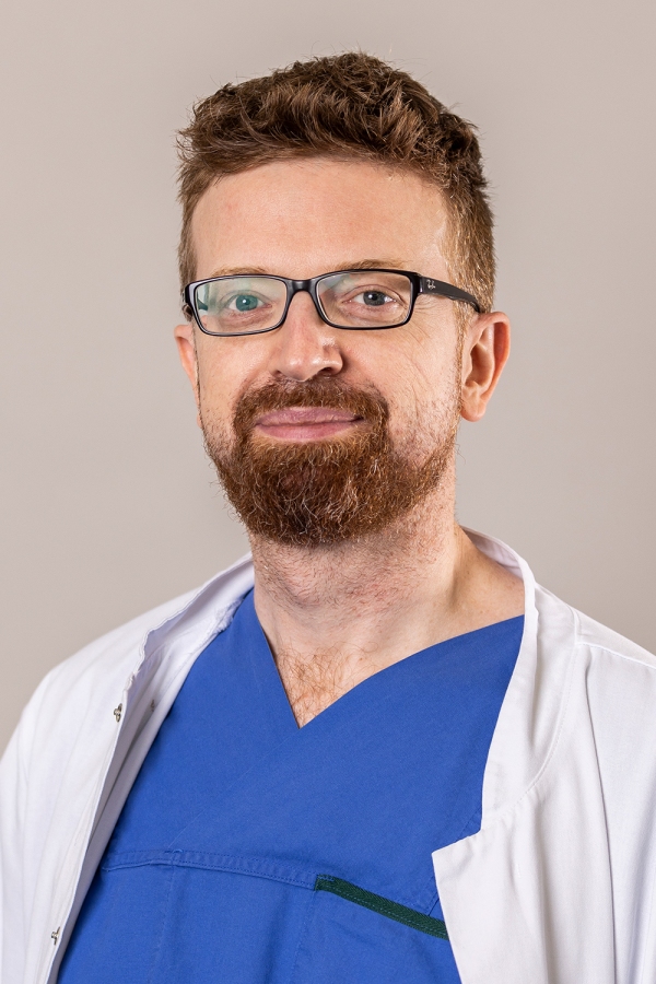Dr. Mustafa Söylemez - Facharzt Für Innere Medizin Klinik für Herz- und Lungenerkrankungen Fürth