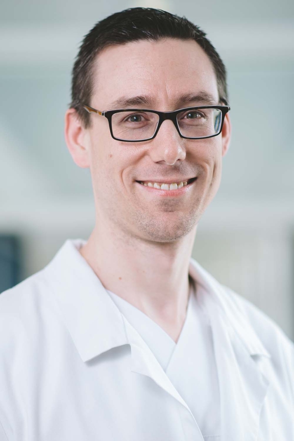 Bilder Von Dr. Med. Alwin Sauer Facharzt Für Orthopädie Neurologie am Klinikum Fürth