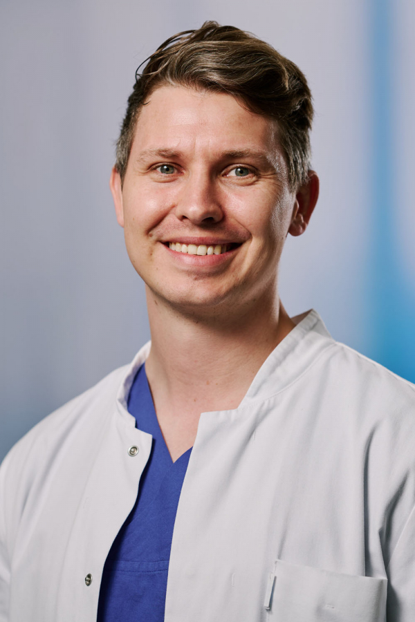 Porträtbild Maximilian Kalb