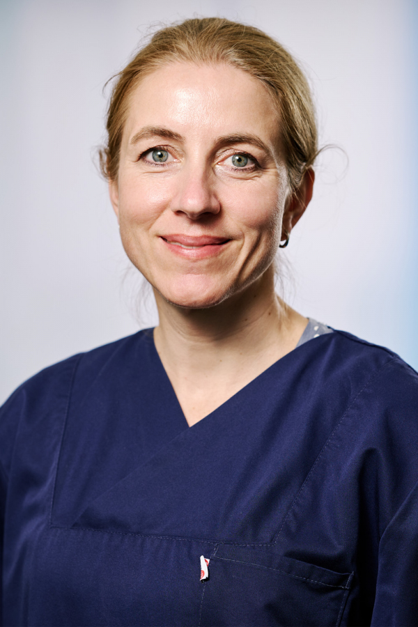 Porträt Dr. Simone Wintzheimer