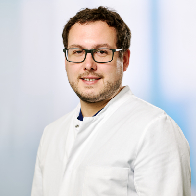 Dr. Julian Feulner Porträt Dr. Julian Feulner