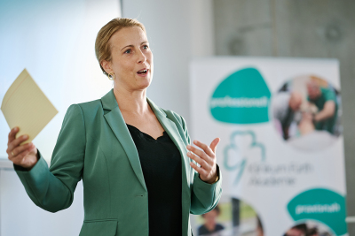 „Die Eröffnung im Golfpark ist ein Gemeinschaftserfolg – nur weil alle mit angepackt haben, konnte dieser Schritt in dem Tempo gelingen“, so Mirjam Schmidt, Leitung der Klinikum Fürth Akademie. 