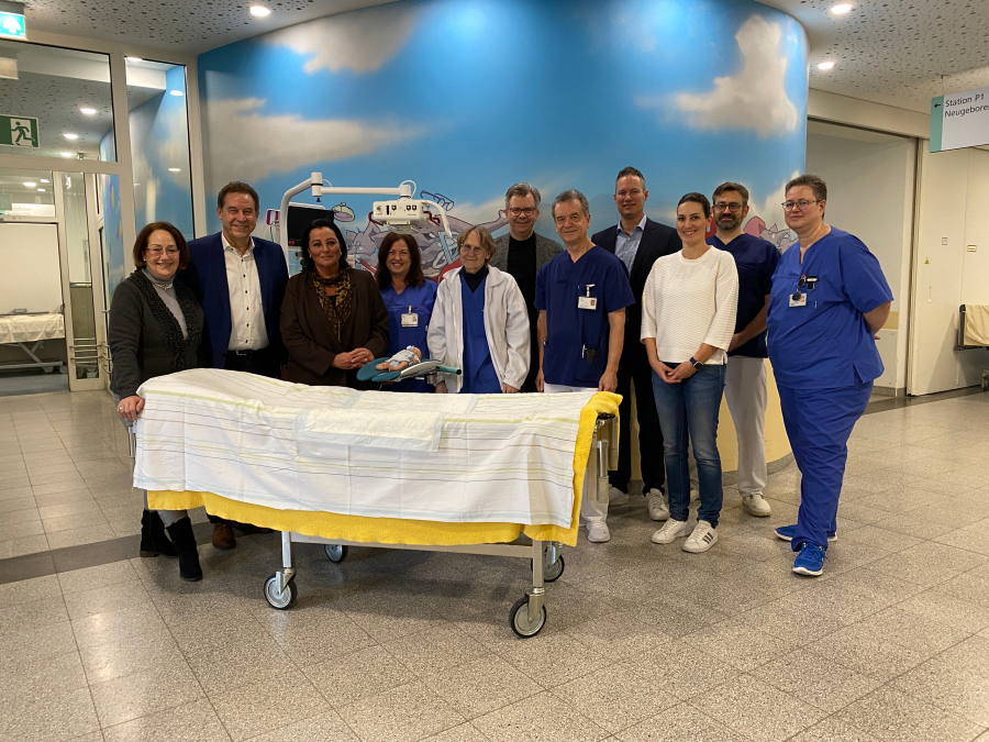 Spendenübergabe Birth Trolly mit Förderverein