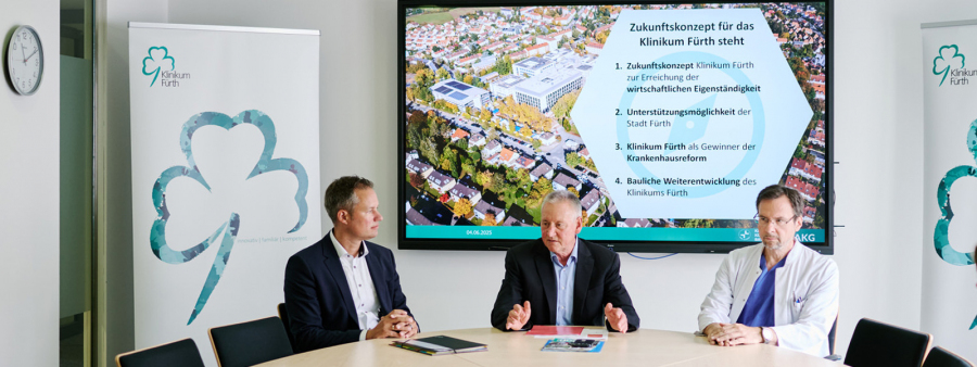 Pressegespräch mit Vorstand Dr. Mohr, OB Dr. Jung und Prof. Dr. Dormann