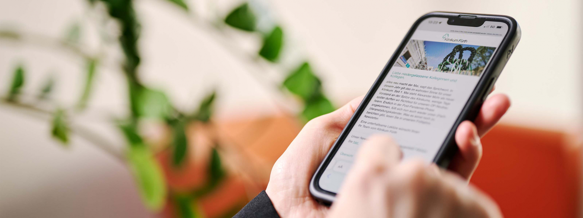 Einweiser-Newsletter auf dem Smartphone
